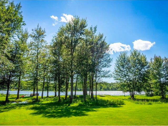 84 Thelen Drive, Cheshire Twp, MI 49055