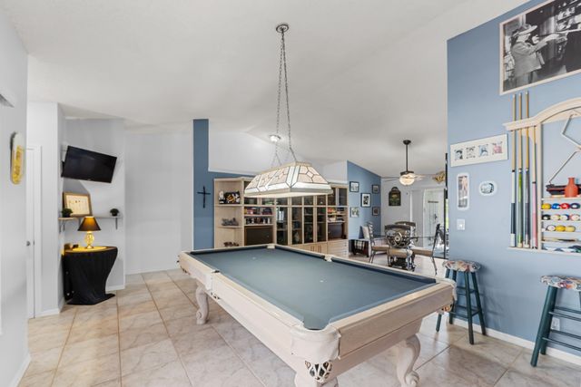 125 Parkwood Drive, Royal Palm Beach, FL 33411