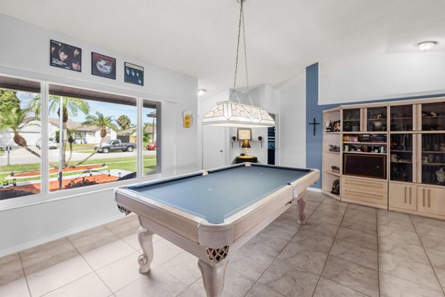 125 Parkwood Drive, Royal Palm Beach, FL 33411