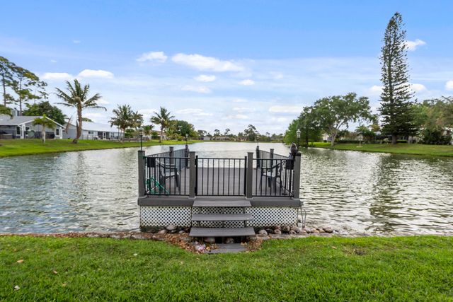 125 Parkwood Drive, Royal Palm Beach, FL 33411