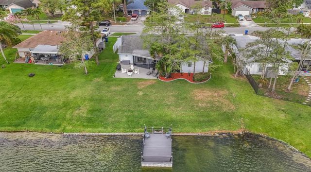 125 Parkwood Drive, Royal Palm Beach, FL 33411