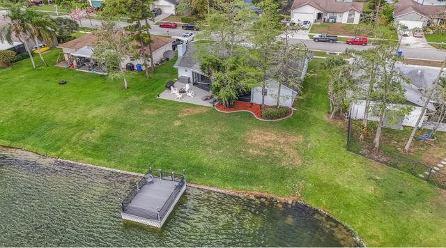 125 Parkwood Drive, Royal Palm Beach, FL 33411