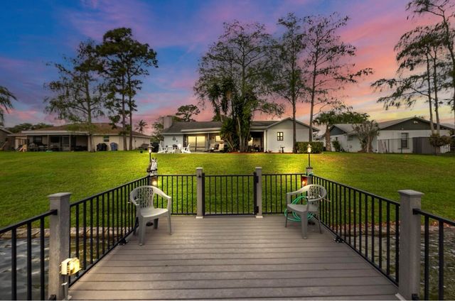 125 Parkwood Drive, Royal Palm Beach, FL 33411