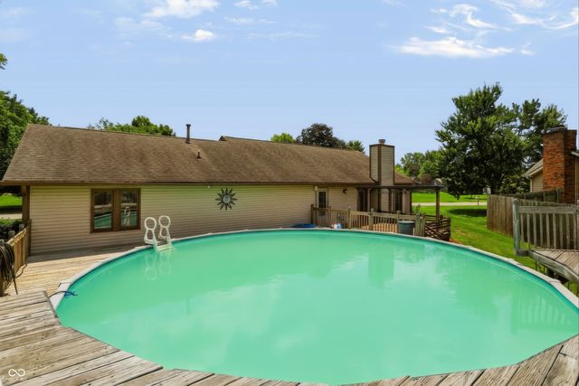 1186 Madrid Road, Greenwood, IN 46143