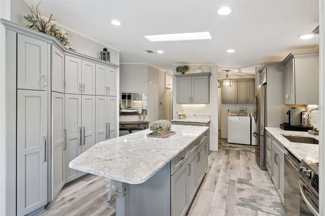 8568 BREEZE HILL DRIVE, Lake Wales, FL 33898