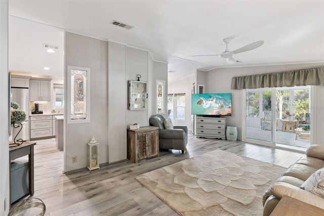 8568 BREEZE HILL DRIVE, Lake Wales, FL 33898