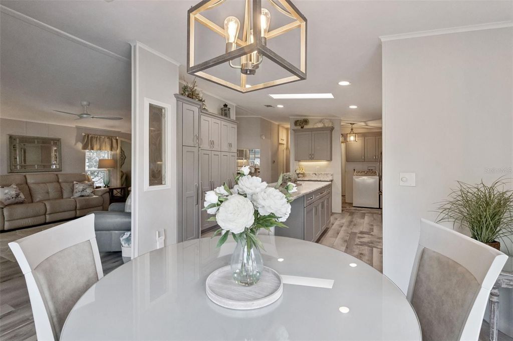 Image 11 of property listing at 8568 BREEZE HILL DRIVE, Lake Wales, FL 33898