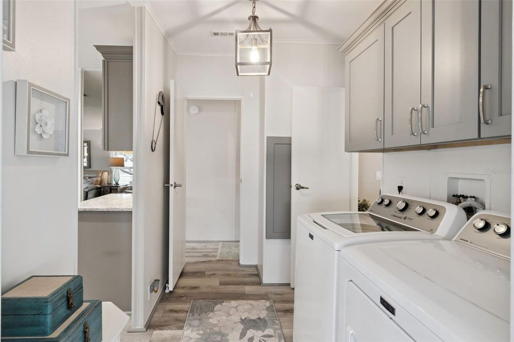 Image 26 of property listing at 8568 BREEZE HILL DRIVE, Lake Wales, FL 33898