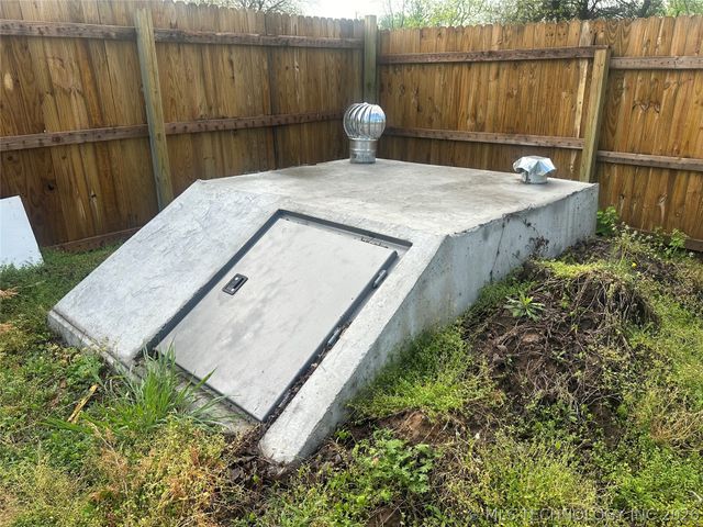 1106 N Sherman Avenue, Okmulgee, OK 74447