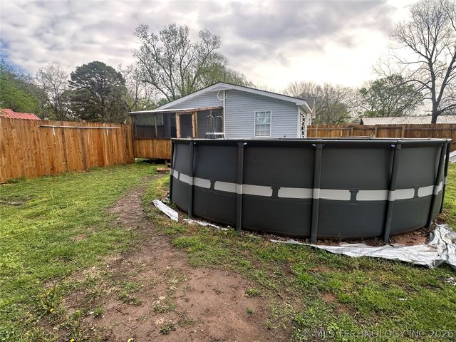 1106 N Sherman Avenue, Okmulgee, OK 74447