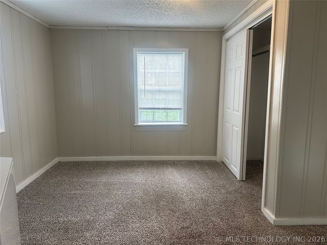 1106 N Sherman Avenue, Okmulgee, OK 74447