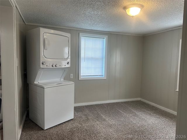 1106 N Sherman Avenue, Okmulgee, OK 74447