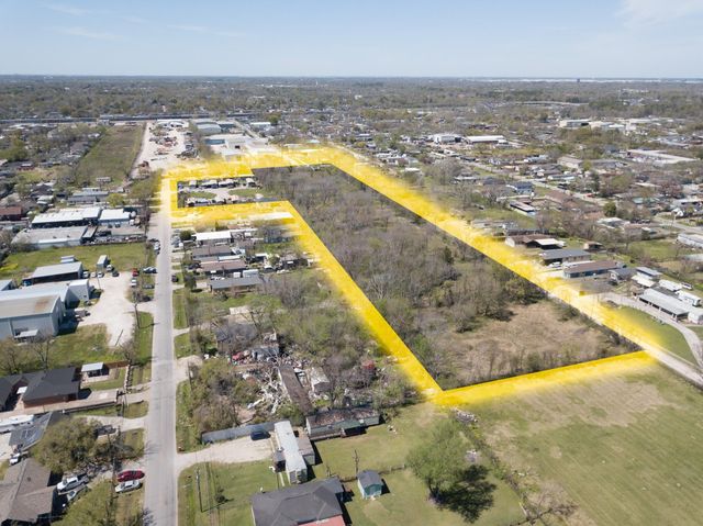 1703 & 0 Sunny Drive, Houston, TX 77093