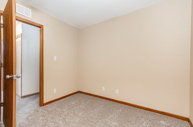 1220 Highland Avenue, Lockport, IL 60441