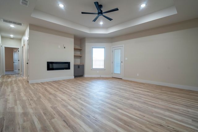 6902 16th Street, Lubbock, TX 79416