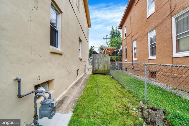 120 E JACKSON ST, York, PA 17401
