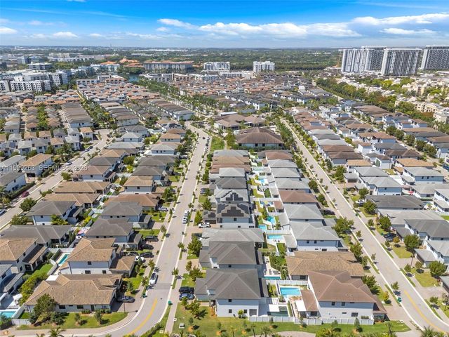 8037 NW 46th Ter, Doral, FL 33166