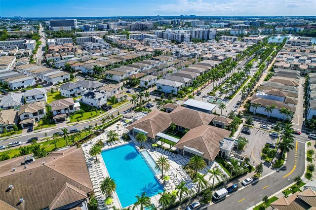 8037 NW 46th Ter, Doral, FL 33166