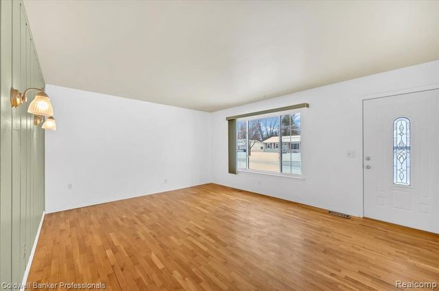 801 Hemlock Drive, Davison, MI 48423