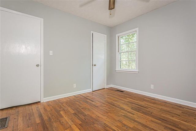 850 Red Barn Road, Acworth, GA 30102