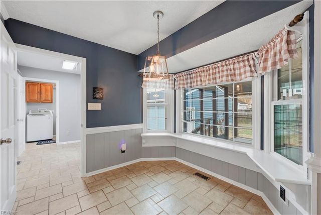 412 Joseph Topping DR, Poquoson, VA 23662