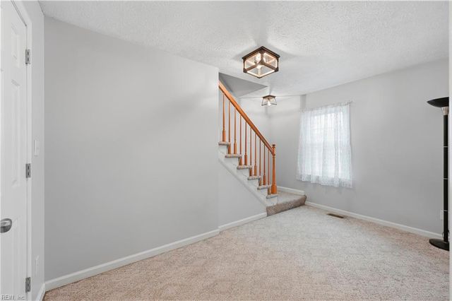 412 Joseph Topping DR, Poquoson, VA 23662