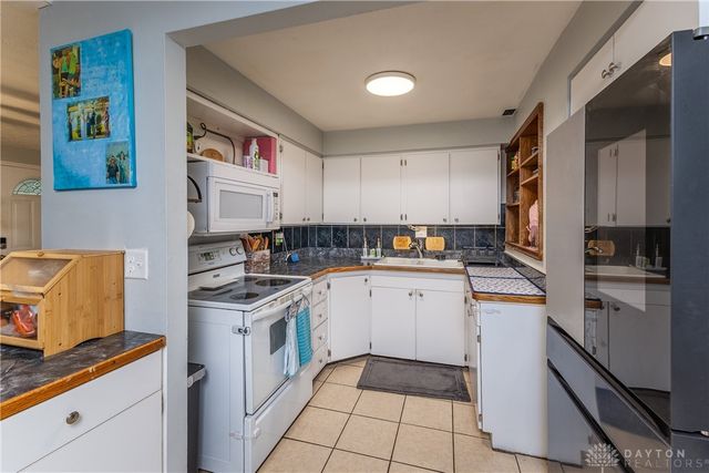 5912 Bavaria Place, Dayton, OH 45424