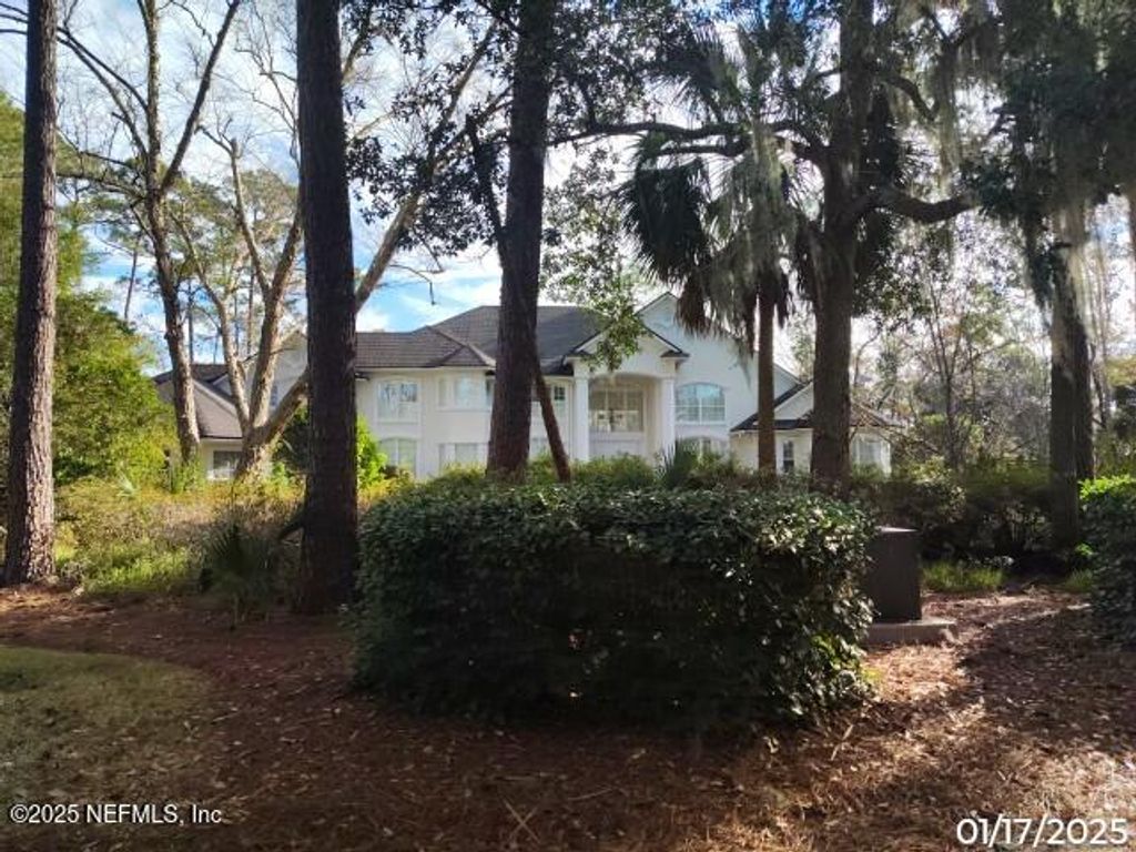 100 PALM FOREST Place, Ponte Vedra Beach, FL 32082