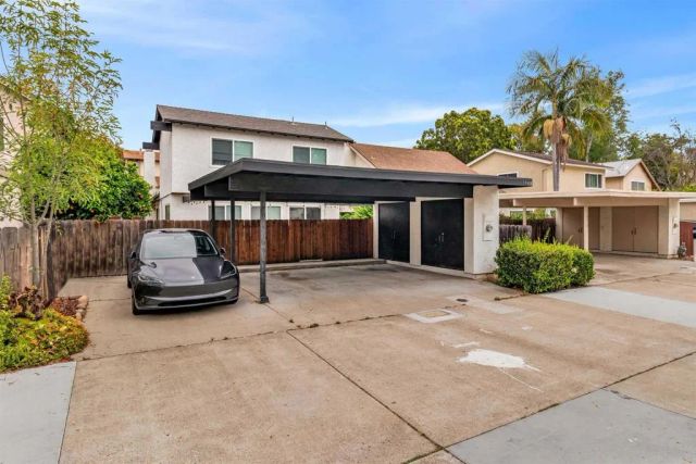 10618 Esmeraldas Drive, San Diego, CA 92124