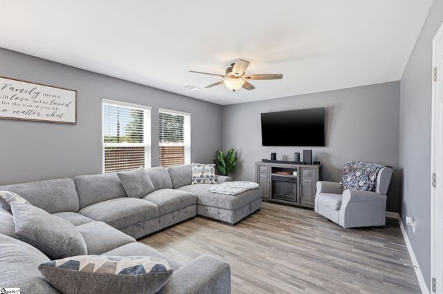 206 Christopher Street, Duncan, SC 29334