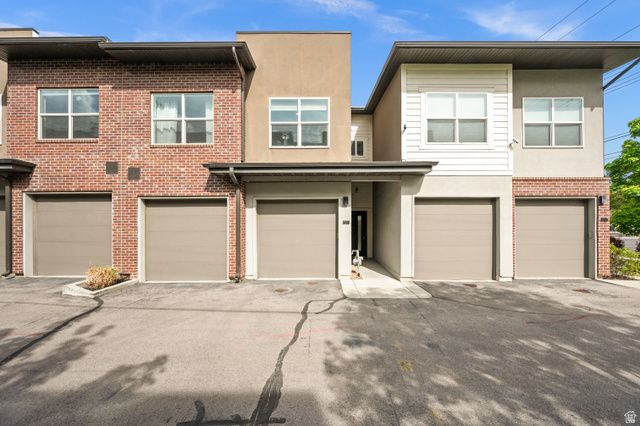 3889 S LEMMON LN, Salt Lake City, UT 84124