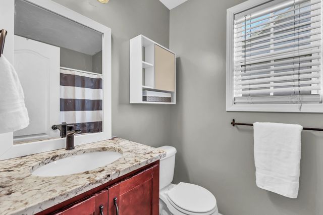 1305 Southwood Ct, Clarksville, TN 37042