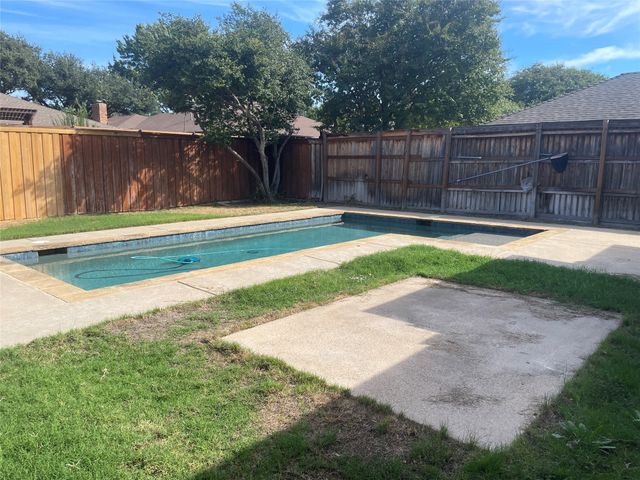 12112 Cross Creek Drive, Dallas, TX 75243