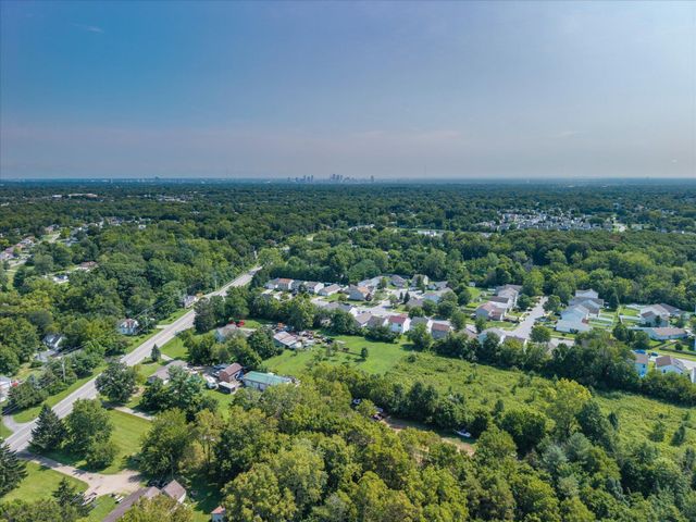 1871 Prominence Drive, Grove City, OH 43123
