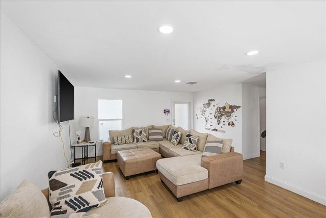 300 SW Prima Vista Boulevard, Port St. Lucie, Port St Lucie, FL 34983