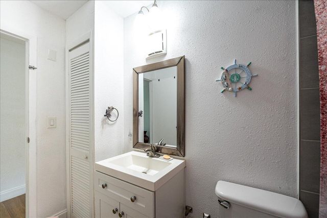 300 SW Prima Vista Boulevard, Port St. Lucie, Port St Lucie, FL 34983