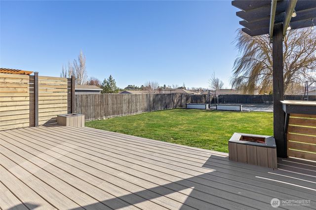 510 E Countryside Avenue, Ellensburg, WA 98926