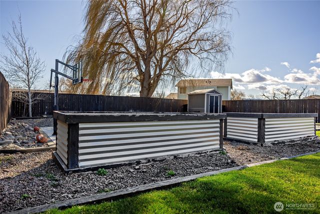 510 E Countryside Avenue, Ellensburg, WA 98926