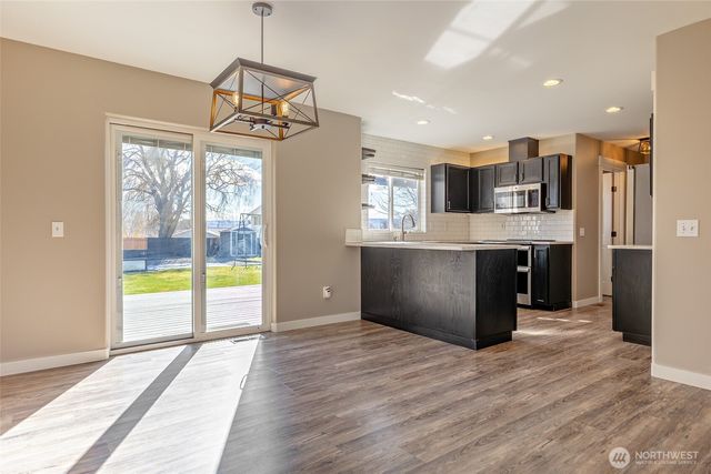 510 E Countryside Avenue, Ellensburg, WA 98926