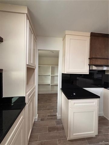425 Tanglewood Drive, Mission, TX 78574