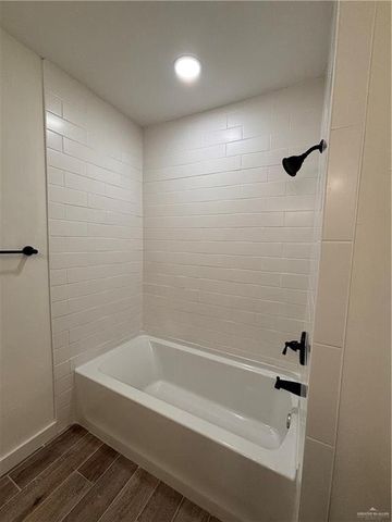 425 Tanglewood Drive, Mission, TX 78574