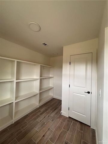425 Tanglewood Drive, Mission, TX 78574