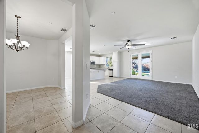 9902 Jersey Shore Drive, Bakersfield, CA 93314