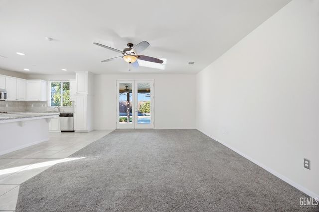 9902 Jersey Shore Drive, Bakersfield, CA 93314