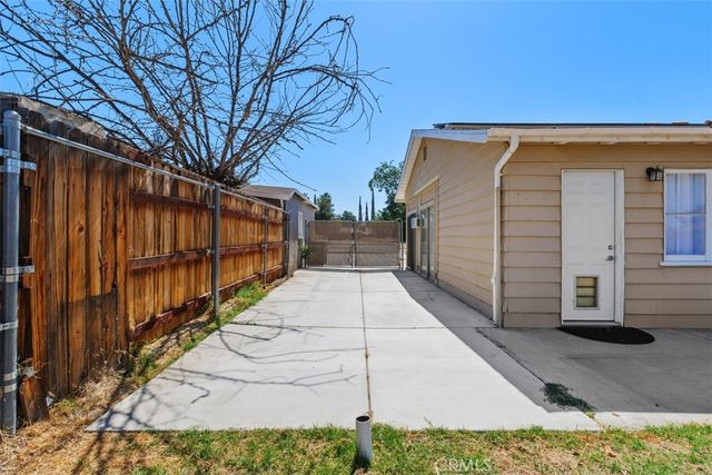 415 S Carmalita, Hemet, CA 92543