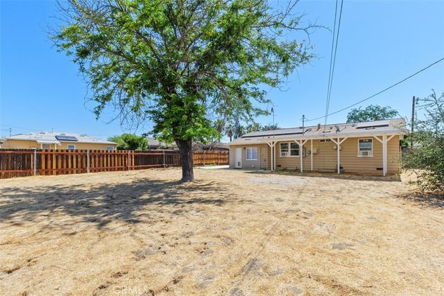 415 S Carmalita, Hemet, CA 92543