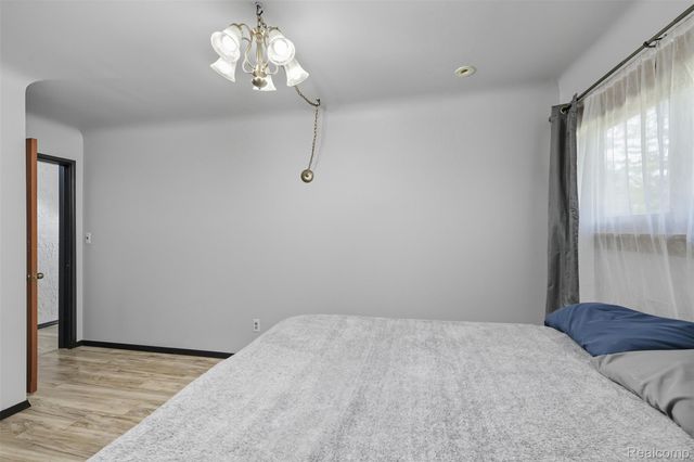 42891 Bemis Road, Belleville, MI 48111