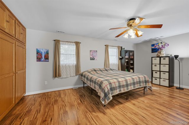 42891 Bemis Road, Belleville, MI 48111