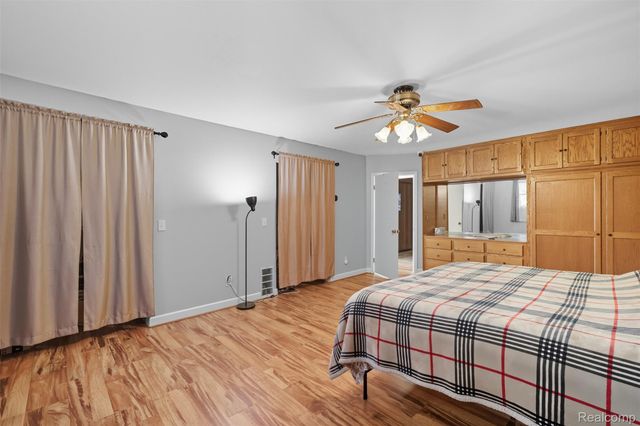 42891 Bemis Road, Belleville, MI 48111