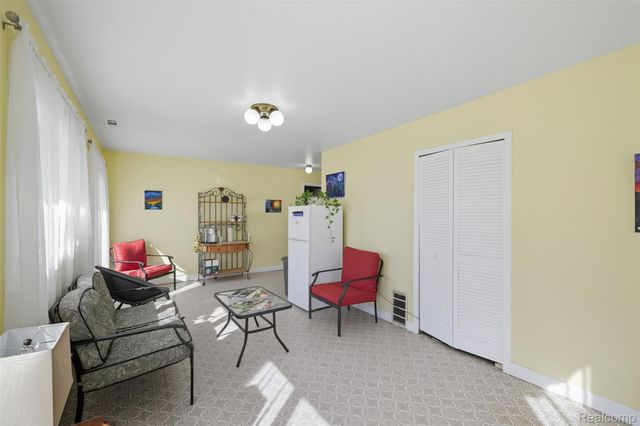 42891 Bemis Road, Belleville, MI 48111